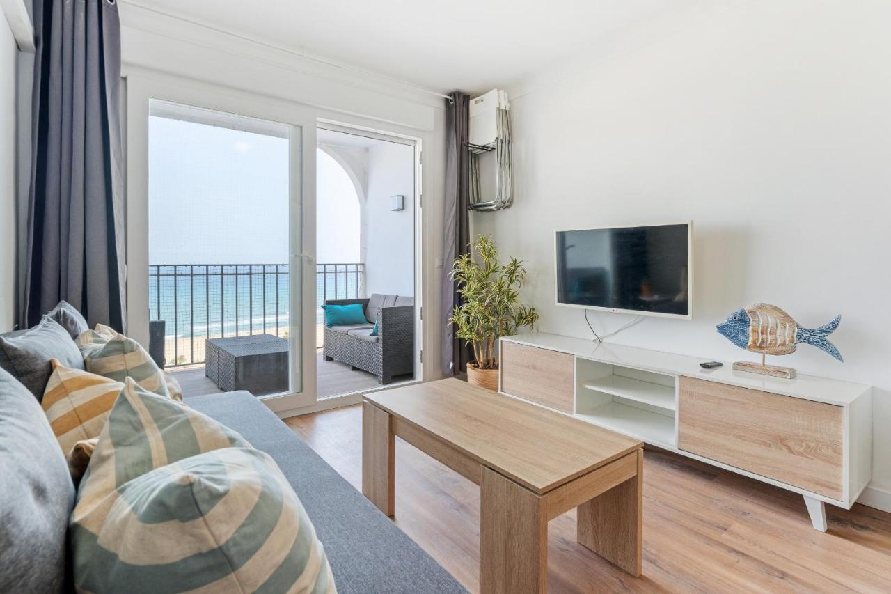 Welcs Apartamento 085 Emp Frente Al Mar เอมปูเรียบราบา ภายนอก รูปภาพ